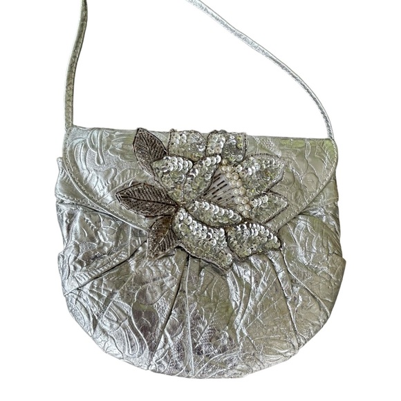 VTG 80s Silver Metallic Textured Purse Pocketbook Sequin Floral Applique NYE … - Picture 2 of 14